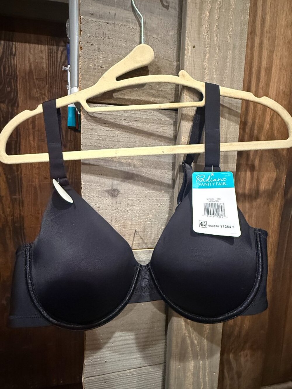 Radiant Vanity Fair black Bra with wire NWT, size 40c